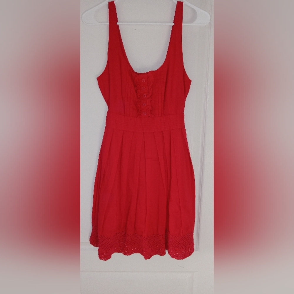 Elegant Red Sleeveless Dress